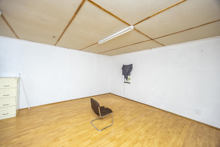 3 Bedroom Property for Sale in Summerpride Eastern Cape